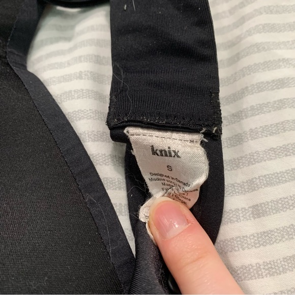 Knix black wingwoman bra - Picture 3 of 4